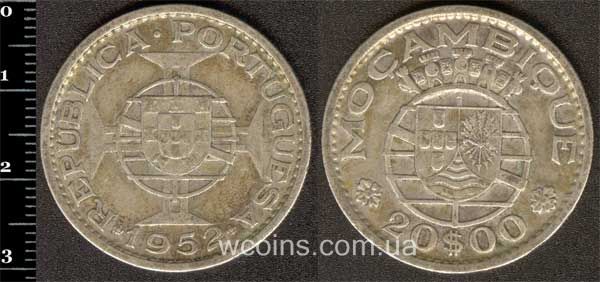 Монета Мозамбик 20 эскудо 1952
