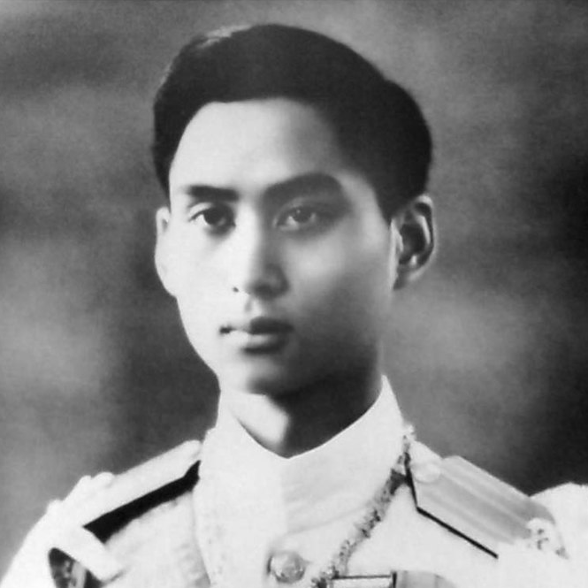 Королевство Таиланд, Ананда Махидон (Рама VIII), 1939 - 1946